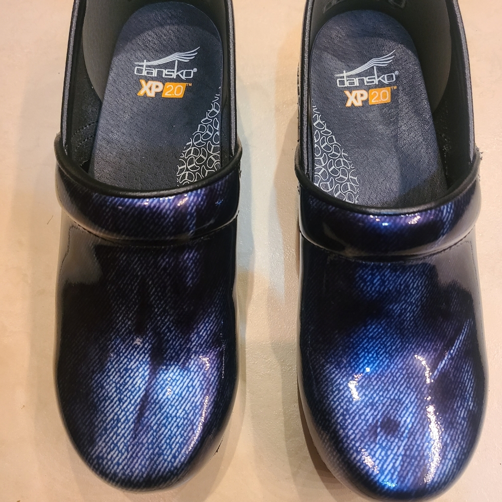 Dansko nursing shoes